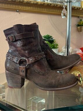 Bed Stu Octane Cobbler Series Distressed Leather Harness Ankle Boots Size 9